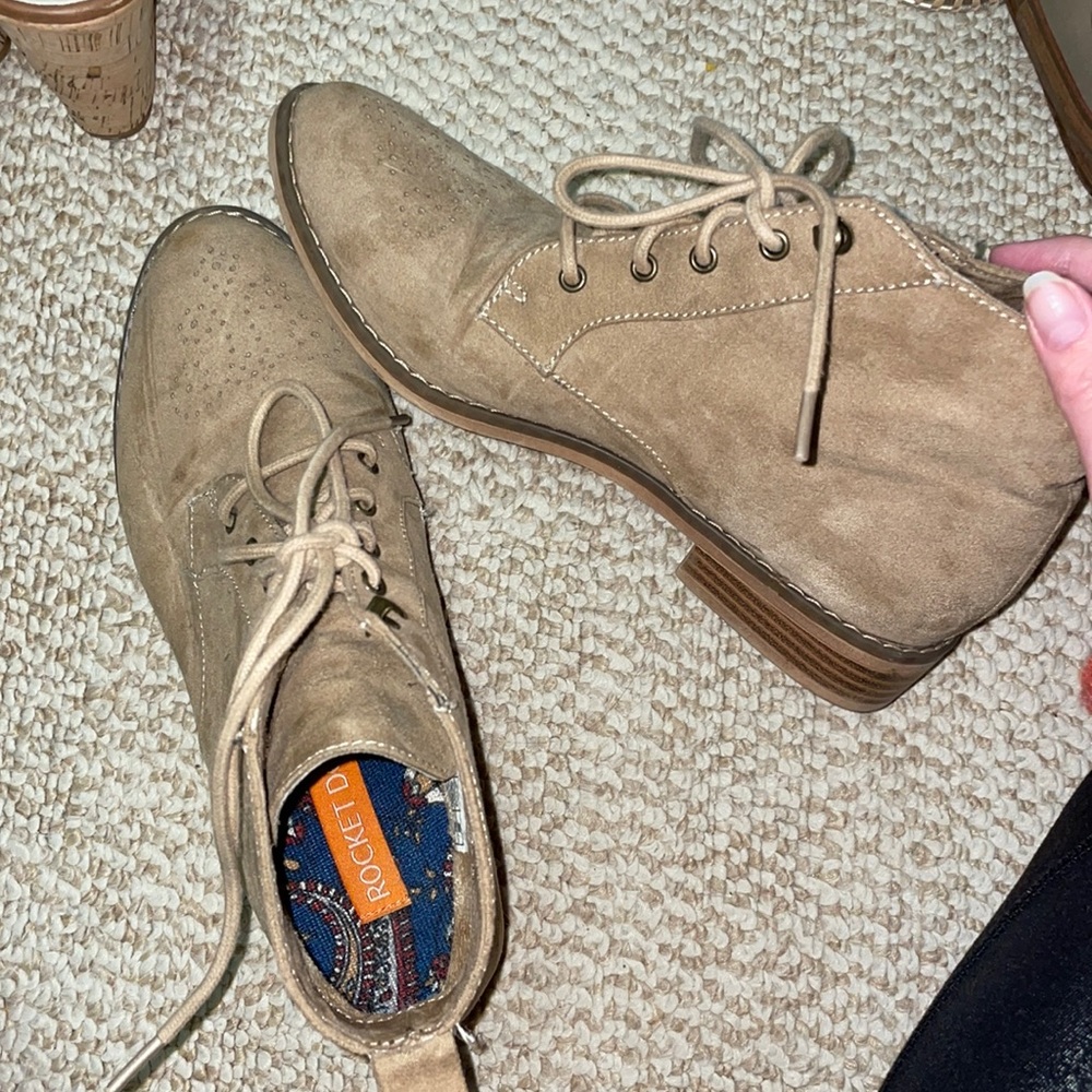 Rocket dog suede boots